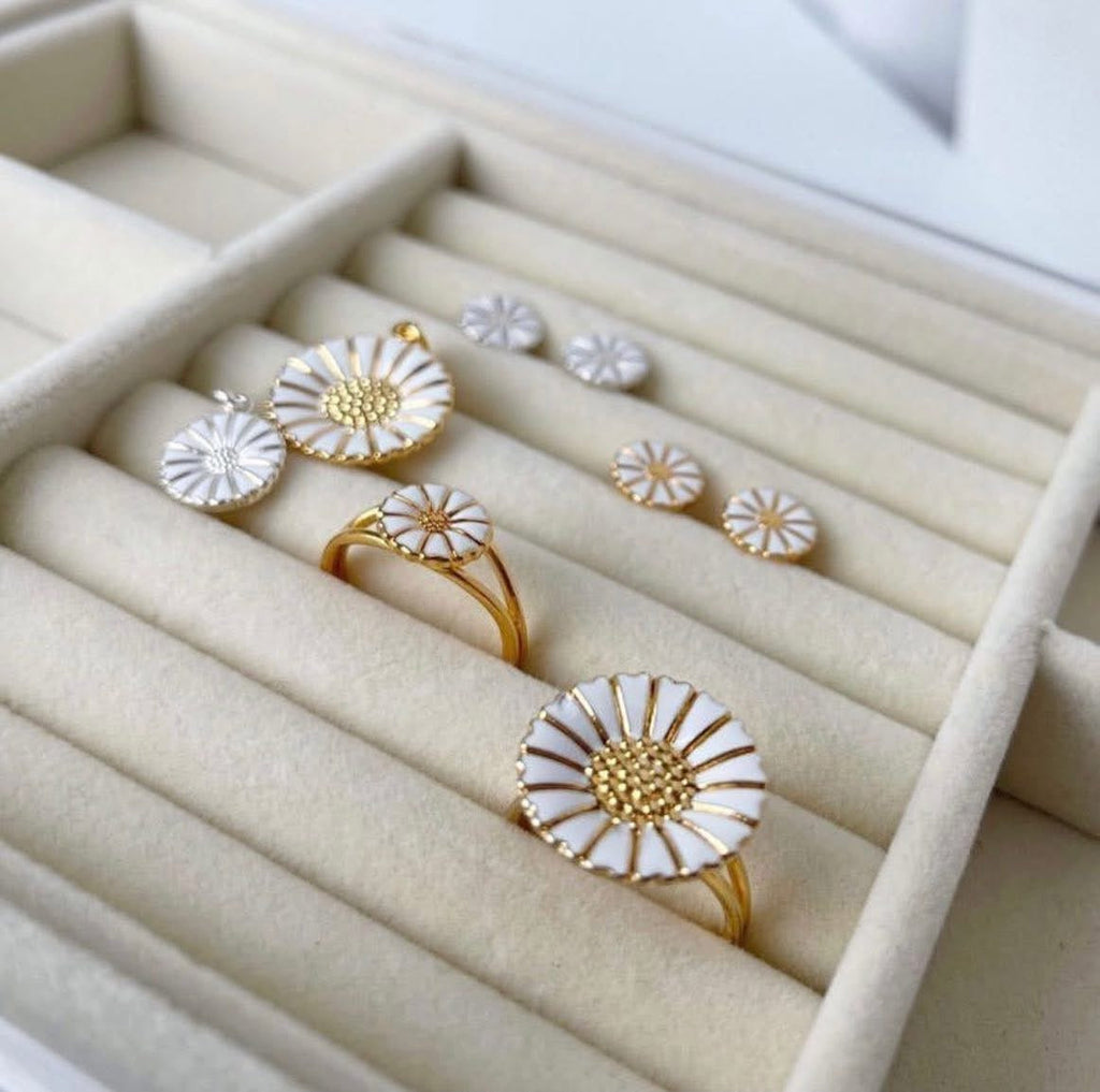 Marguerit smykker – historien bag den danske klassiker - Viclara.dk