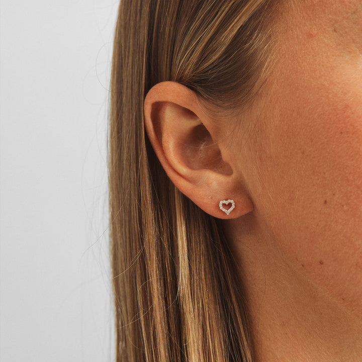 Mads Z 14kt Tender Heart Ohrringe aus Gold mit Diamanten 