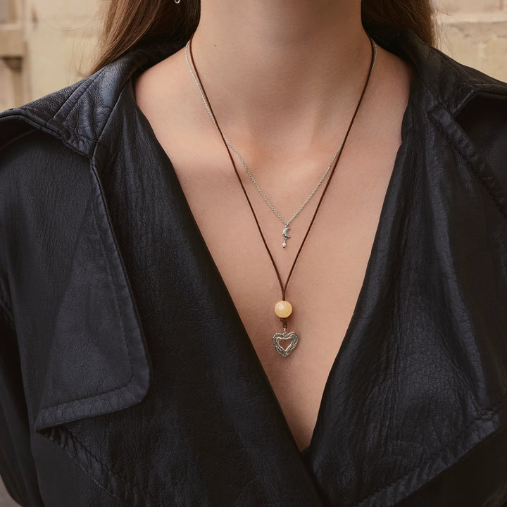 Maanesten Siva Mondhalskette aus Silber mit Opal 