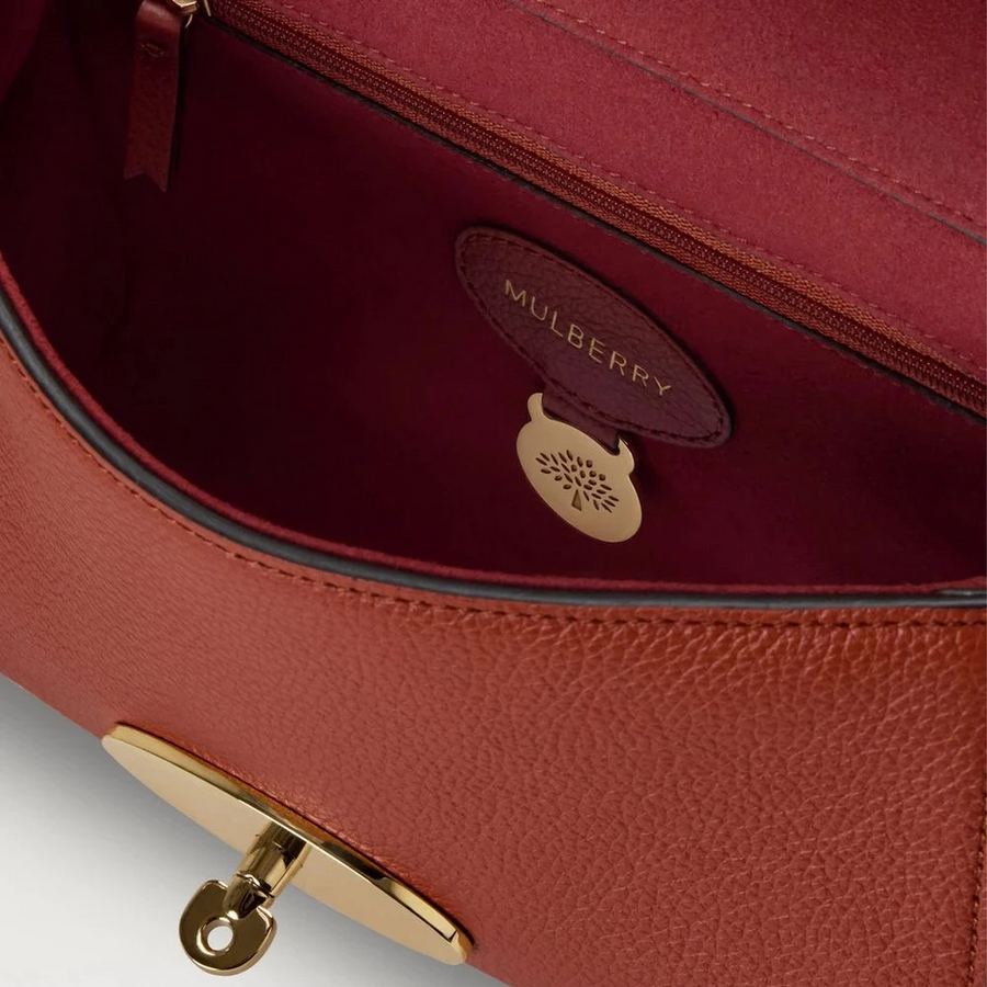 Mulberry Lily Kleiner klassischer Kornrost