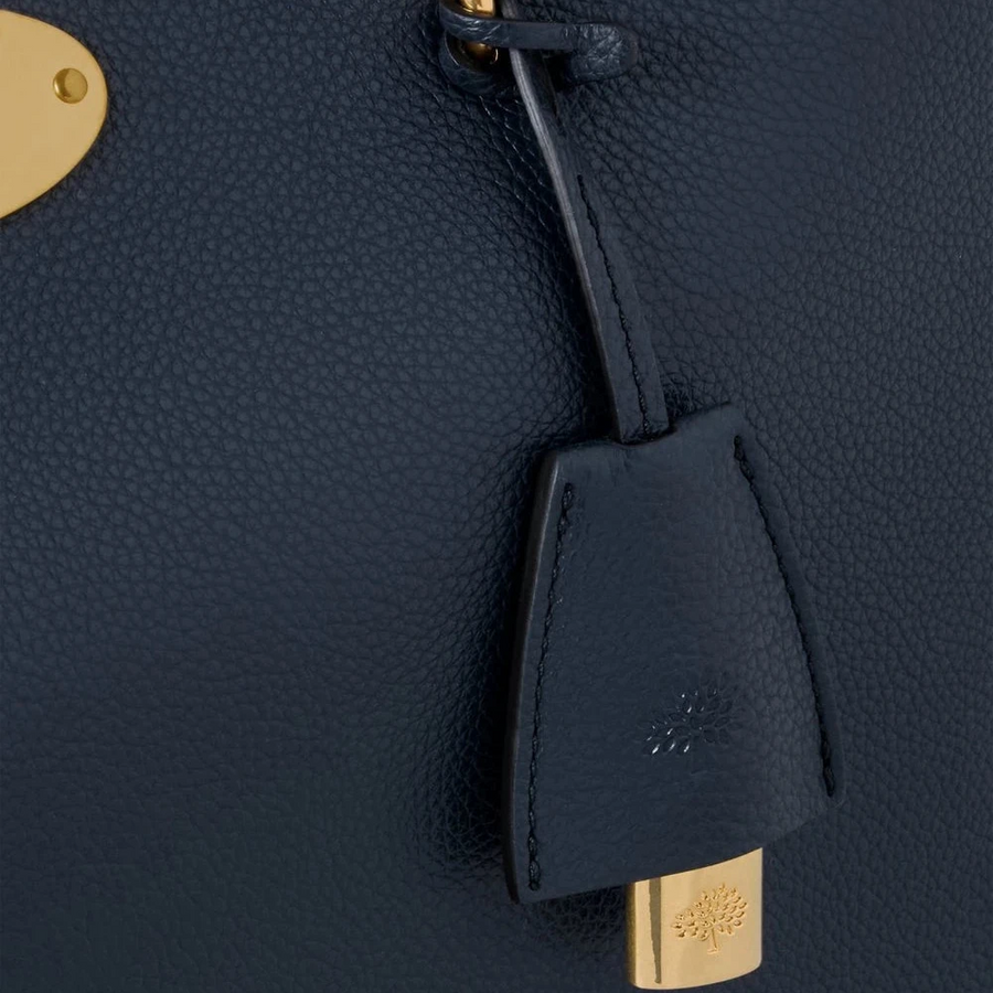 Mulberry Lily Chain Tote Night Sky Kleine klassische Narbung