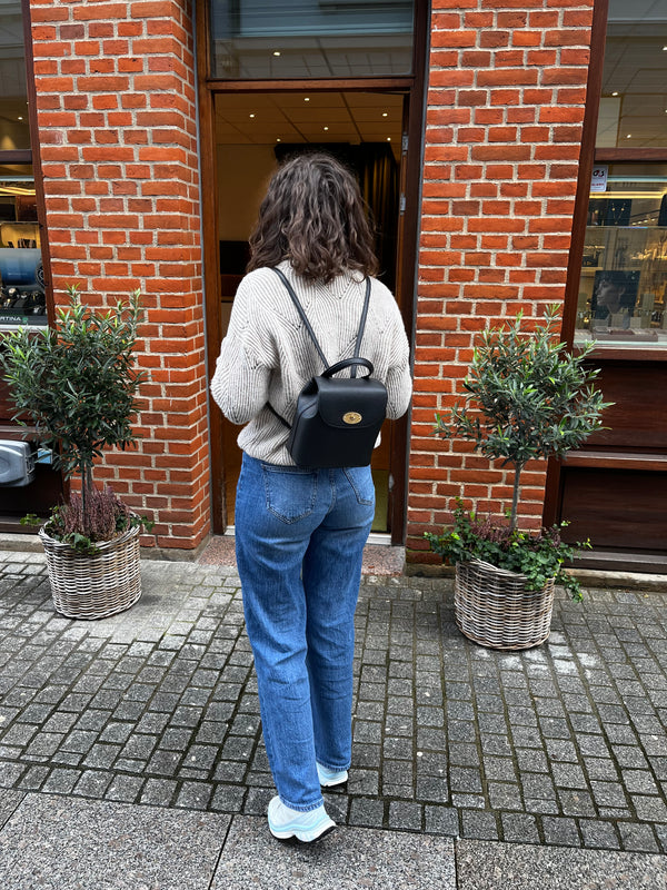 Mulberry Mini Bayswater Rucksack, kleines Modell, klassisches Narbenleder, Schwarz
