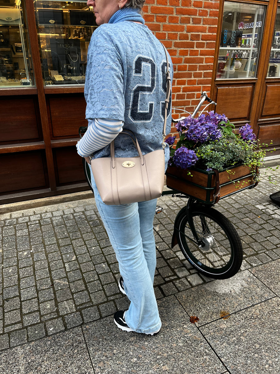 Mulberry Mini Bayswater Tote Kleine Handtasche aus klassischem genarbtem Kaschmirleder in Taupe