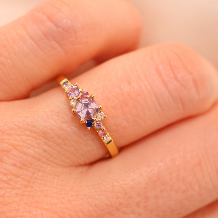 Anpé Atelier Varnaya Kuda Ring 18kt Gold Sonderanfertigung