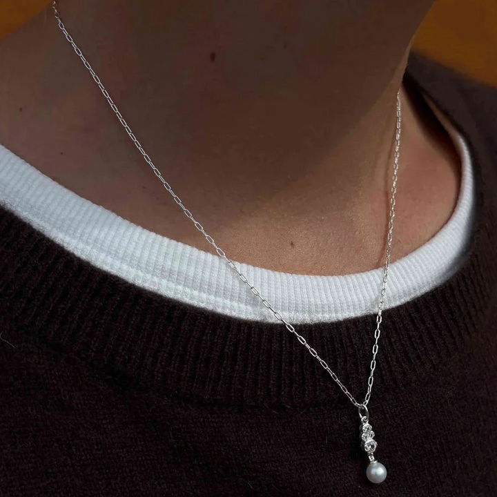 Hultquist Scarlet Halskette