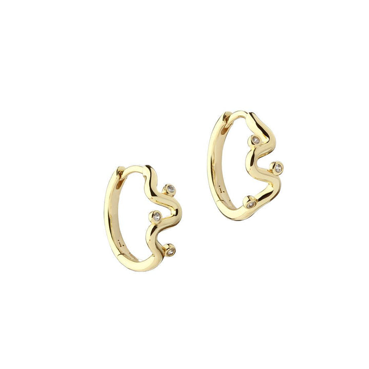 Aqua Dulce Wavy Creolen aus vergoldetem Silber mit Wellenmuster und kleinen Steinen, Modell 6214-1.