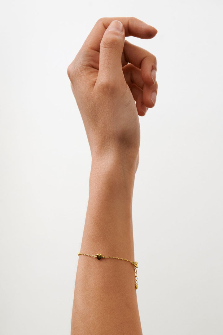 Pernille Corydon verehrt Armband