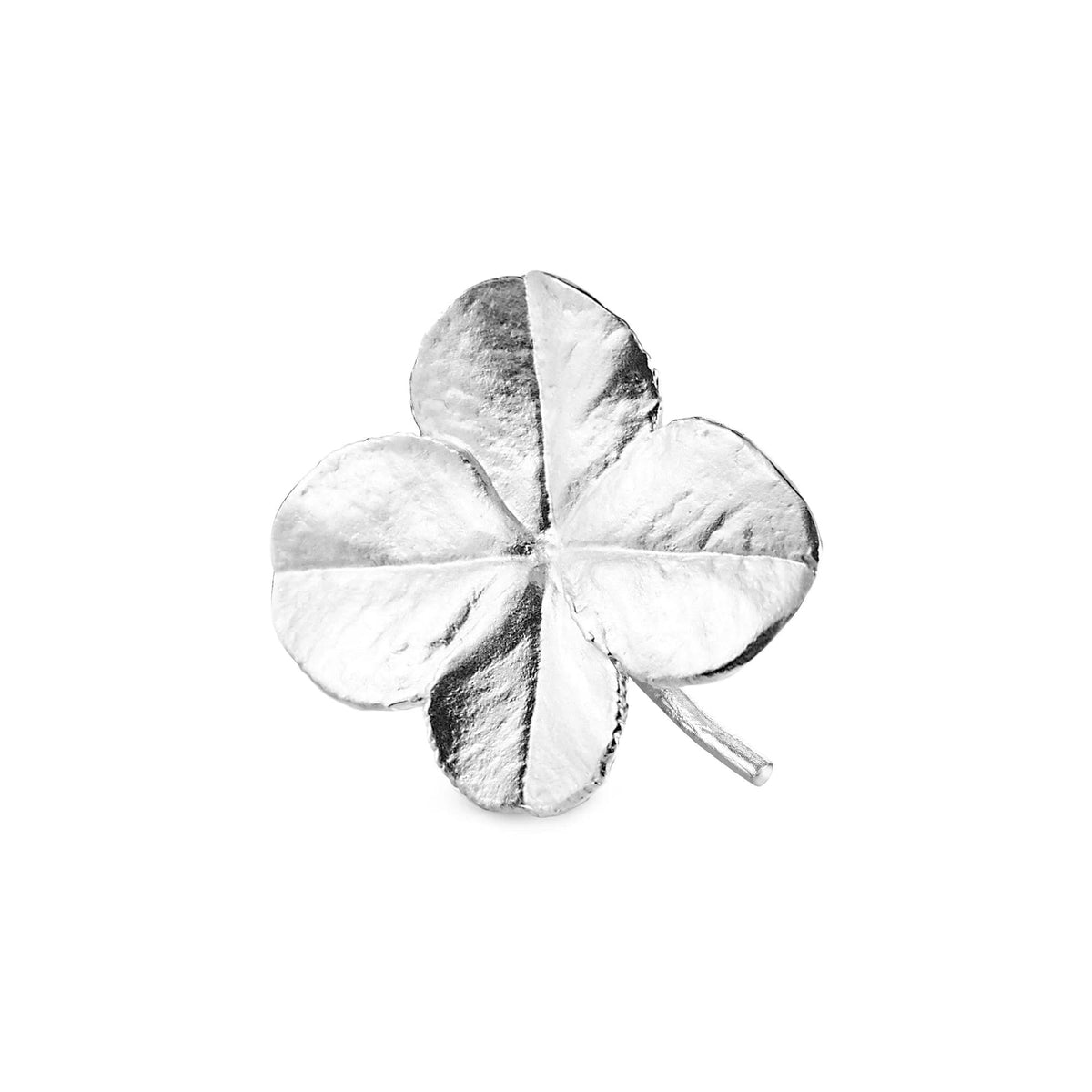 Flora Danica Vierblättriges Kleeblatt-Brosche Silber zeigt eine detaillierte vierblättrige Kleeblatt-Brosche in hellem Silber. Modell 907-flc-bro-s