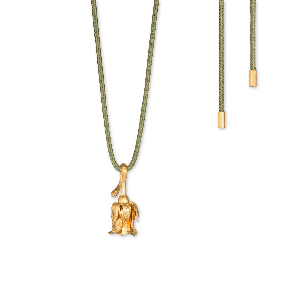 Flora Danica Rose mit Seidenhalskette, detaillierte goldene Blume an grüner Seidenschnur. Modell 907-ros-silkne-g-1