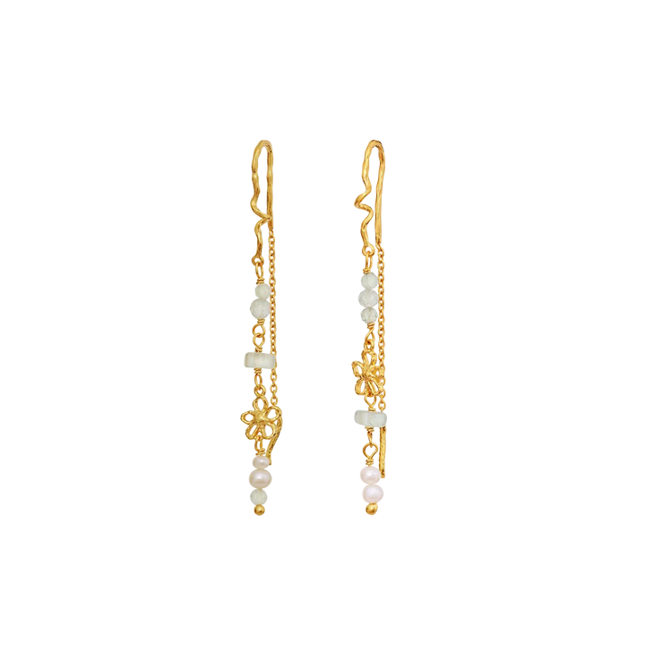 Moonstone Alfrida vergoldete Kettenohrringe mit weißen Steinen und Perlen, Detailansicht. Modell 10084a-1