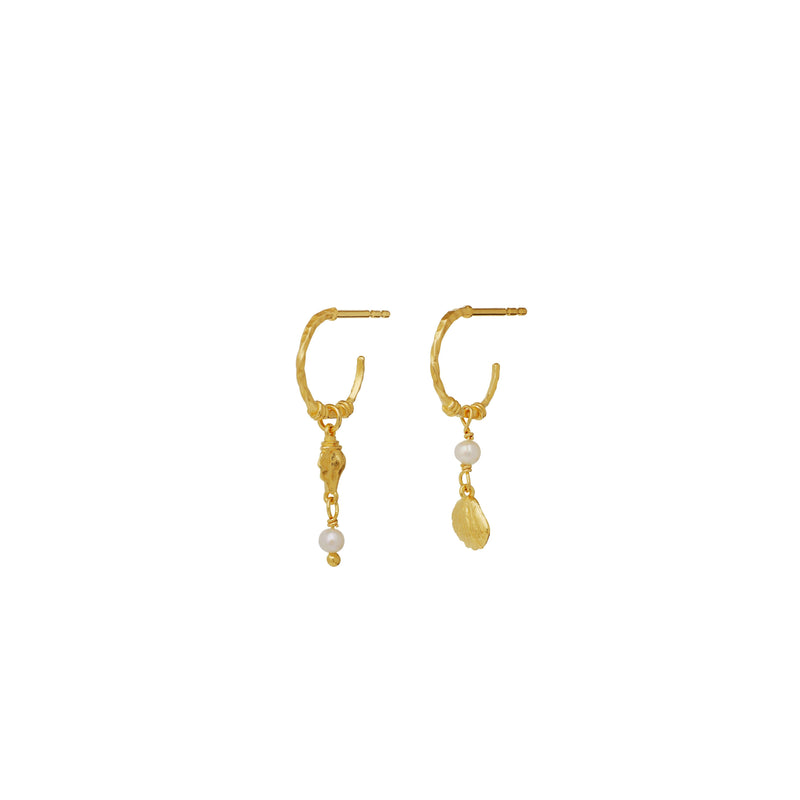 Maanesten Ophelia Forgyldte Hoops m. Muslingemotiver - Øreringe - 9977A