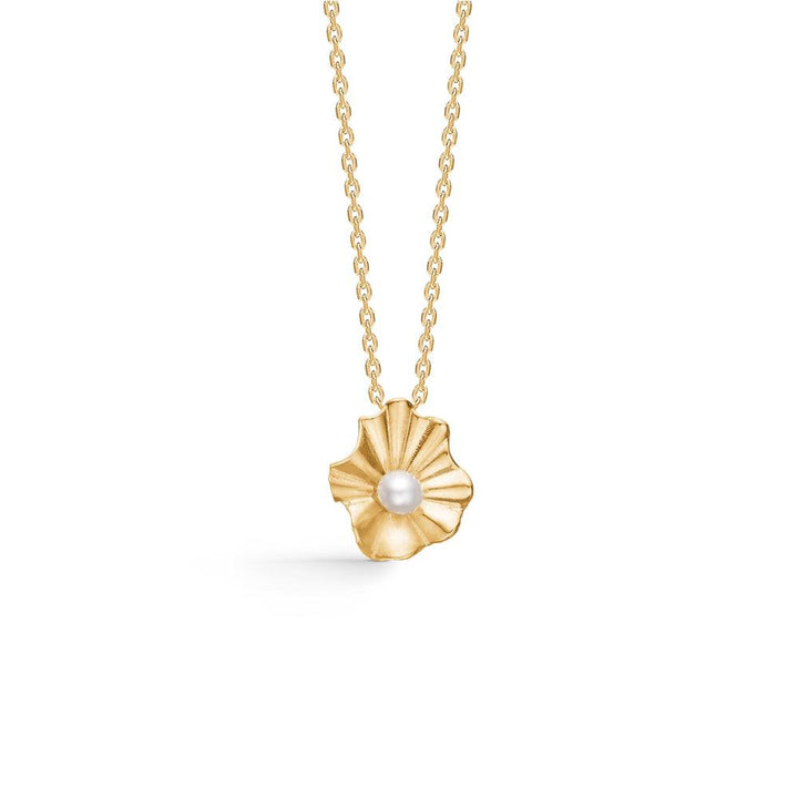 Mads Z 8kt Amelie-Anhänger mit Perle, elegantem goldfarbenem und floralem Design. Modell 3333119