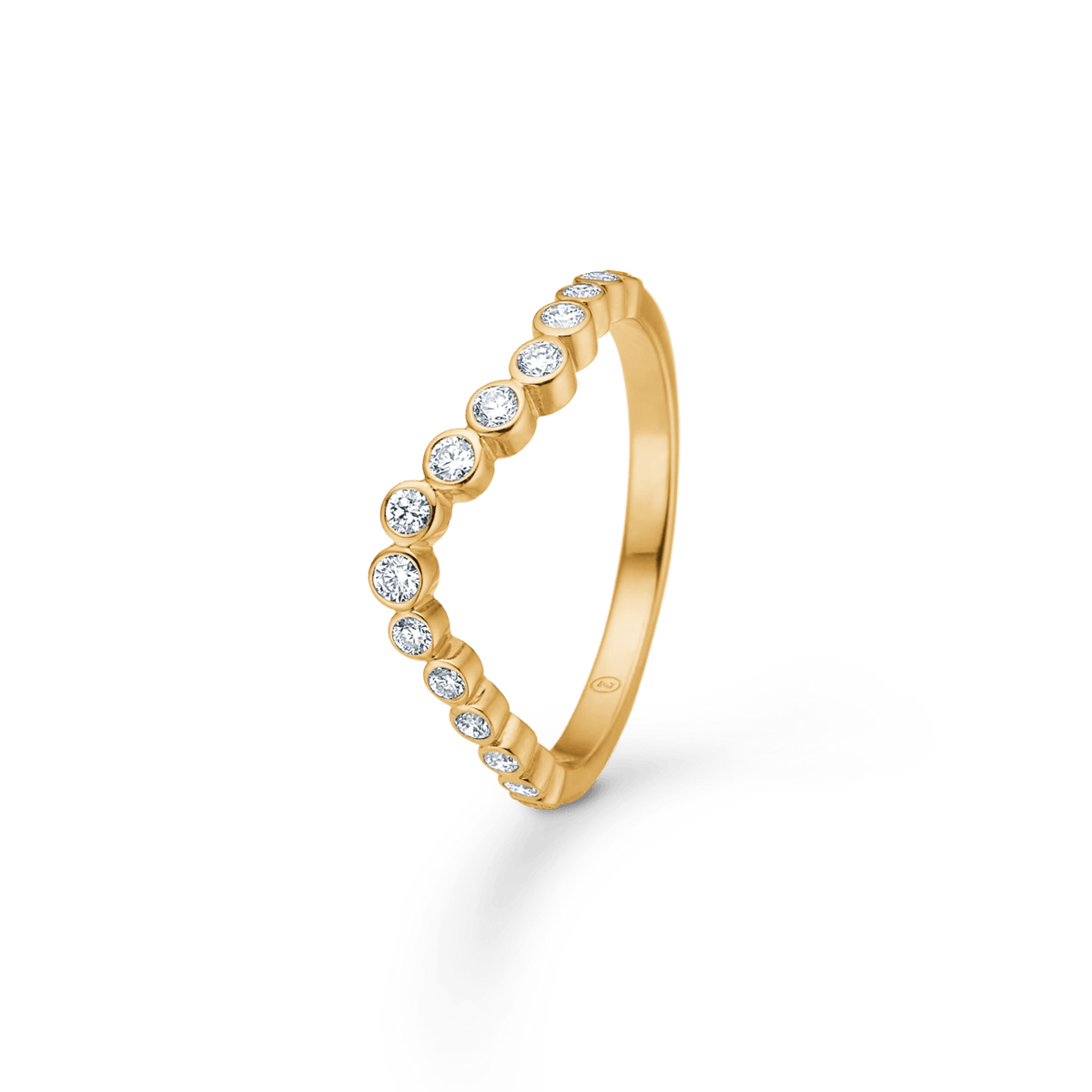mads-z-freya-14kt-gold-ring-wave-0-28ct-w-si, gesehen als schmaler, gewellter Goldring mit runden Diamanten, Modell 1541177-001