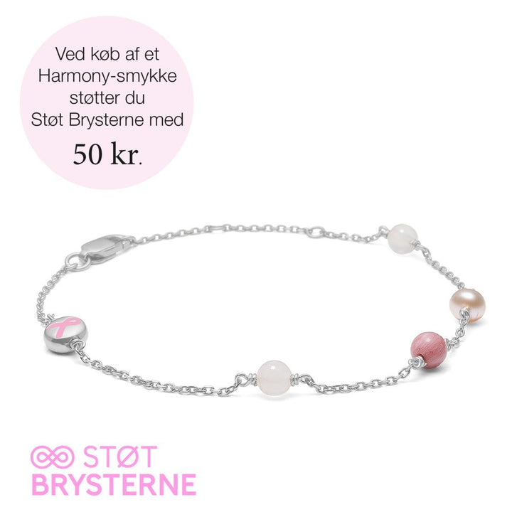Mads Z Harmony Stot Brysterne Armband in Silber mit rosa Perlen auf weißem Hintergrund. Modell 2156200-1