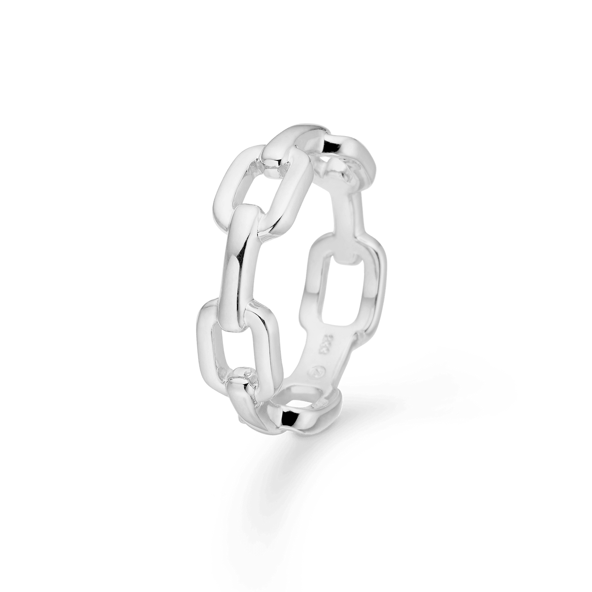 Mads Z Marina Silberkettenring mit großen glänzenden Gliedern, moderner und schlichter Stil. Modell 3140063-001
