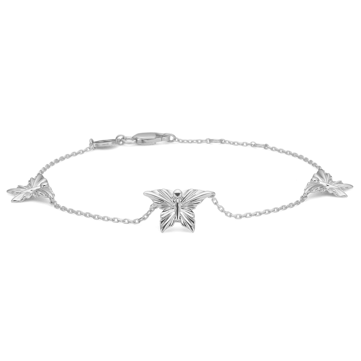 Mads Z Monarch-Schmetterlingsarmband in Silber mit drei detaillierten Schmetterlingen. Modell 2150155-1.