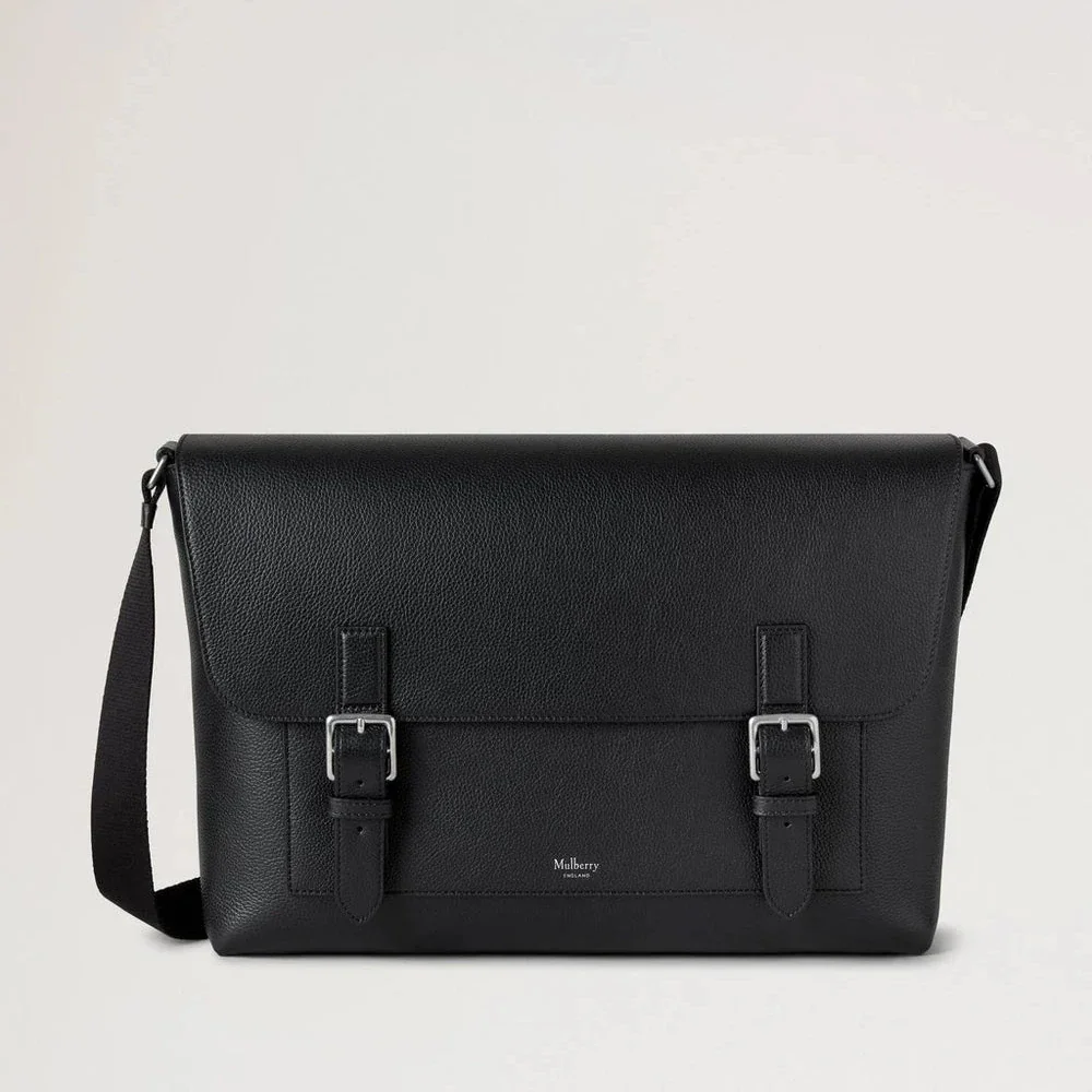 Mulberry Chiltern Crossbody Messenger Black Small Classic Grain, schwarze Umhängetasche aus Leder mit Schnallen vorne. Modell HH9785205A100