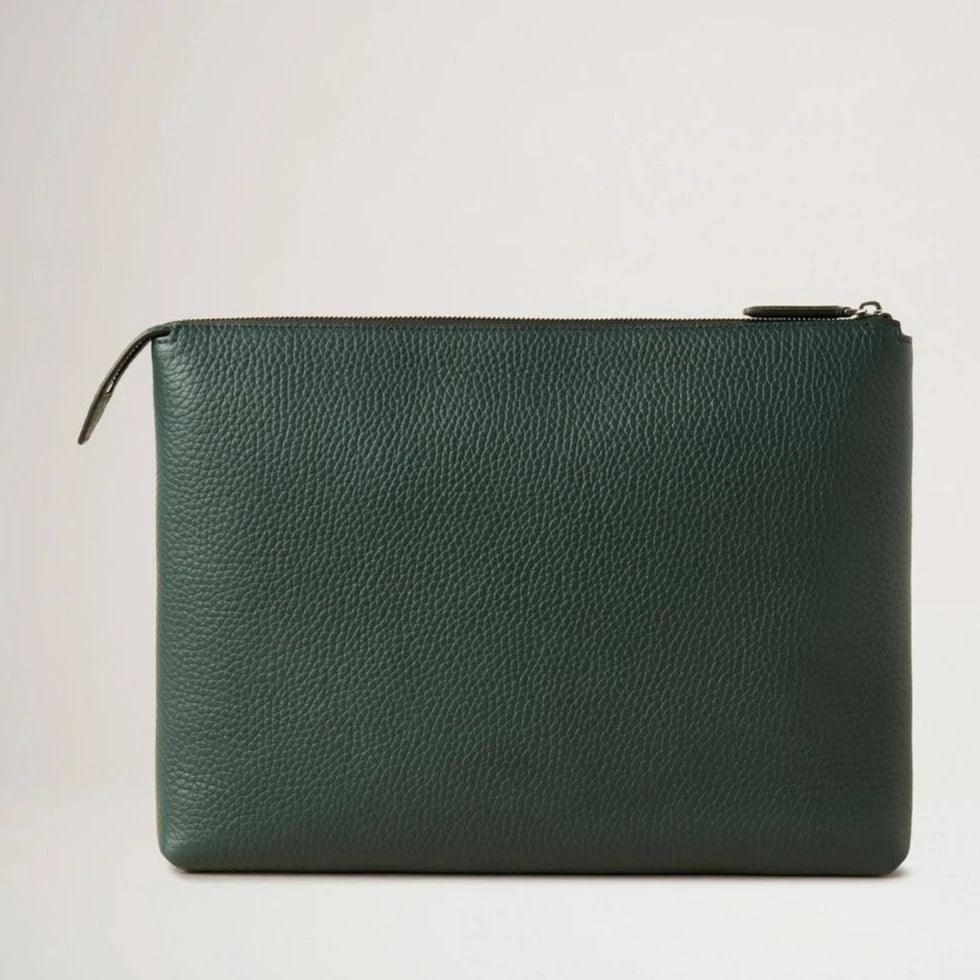 Mulberry City-Laptop mit grober Narbung Mulberry Grüne Laptophülle aus kräftigem, grünem Leder mit Reißverschluss. Modell RL6311736Q633.