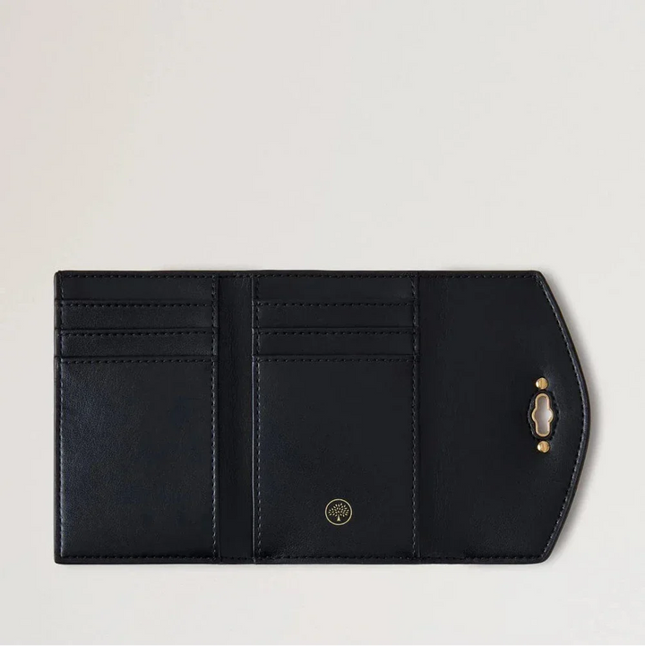 Mulberry Darley Gefaltetes Multicard-Portemonnaie Small Classic Grain Ebony aus schwarzem Leder, offen mit Kartenfächern. Modell RL6665205A110