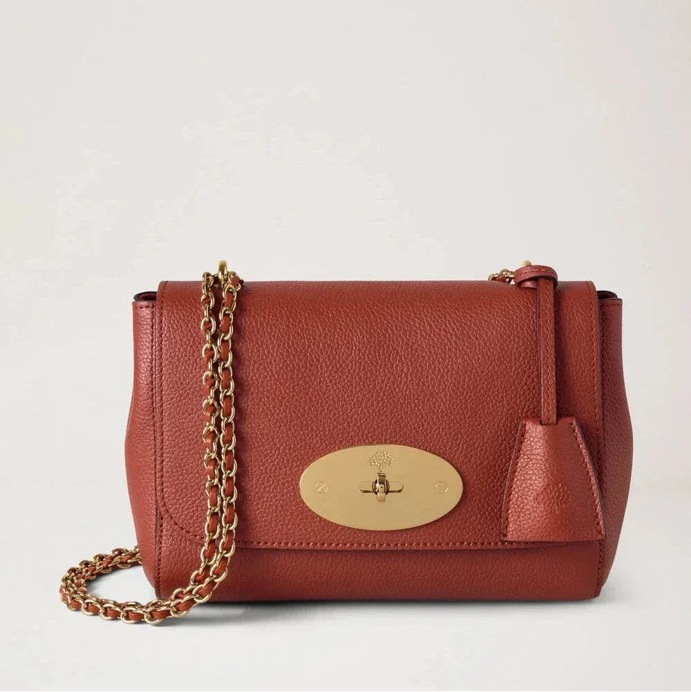 Mulberry Lily Kleine Tasche aus rostfarbenem Classic Grain-Leder mit goldenem Kettenriemen, Modell HH3291205L190.