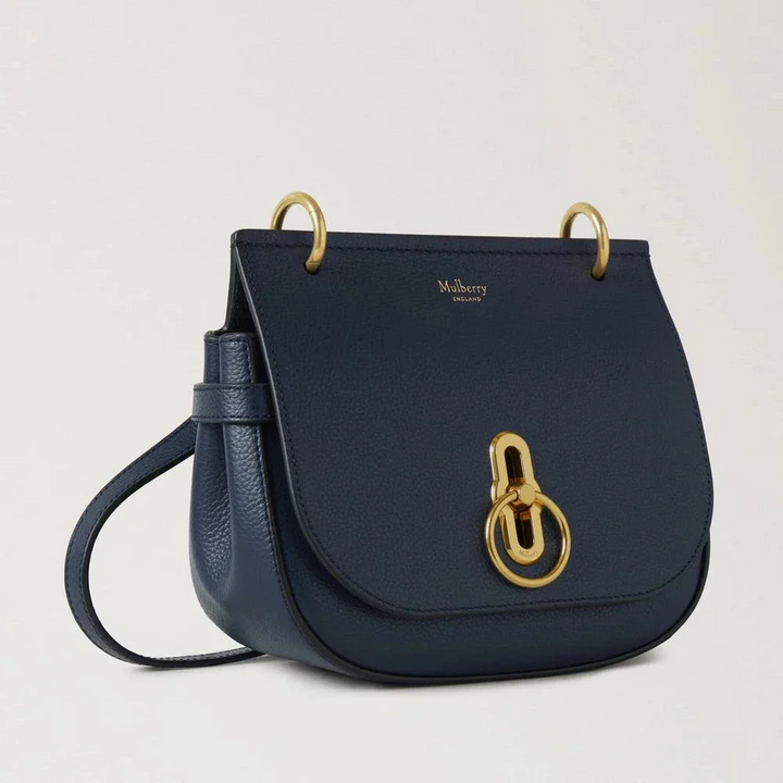 Mulberry Kleine Amberley Satchel Small Classic Grain Night Sky aus strukturiertem dunkelblauem Leder mit goldenen Details. Modell HH4966205U888
