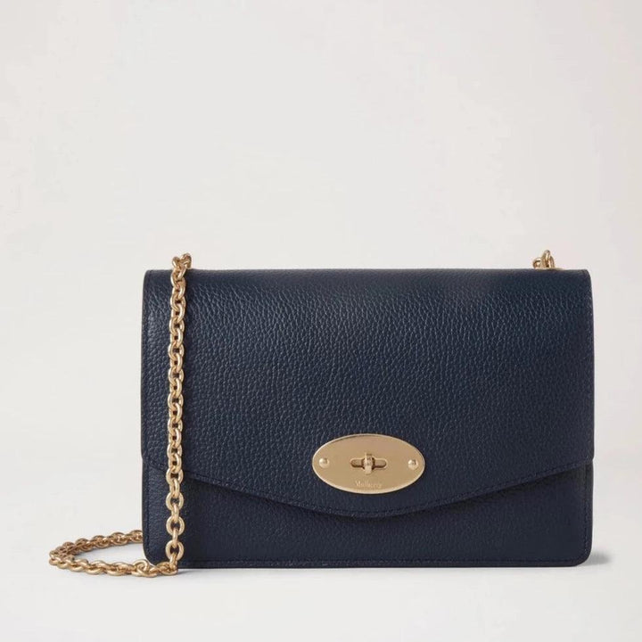 Mulberry Klein Darley Kleine Tasche aus klassischem Narbenleder „Night Sky“ mit goldener Kette und Verschluss, Modell RL7791205U888