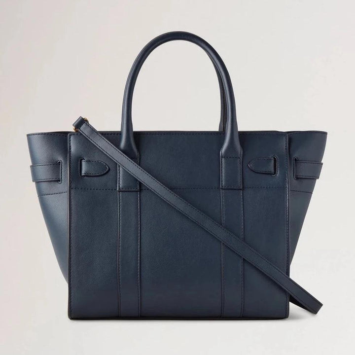 Mulberry Kleiner Reißverschluss Bayswater Night Sky, elegante dunkelblaue Ledertasche mit Schultergurt. Modell HH9066587U888