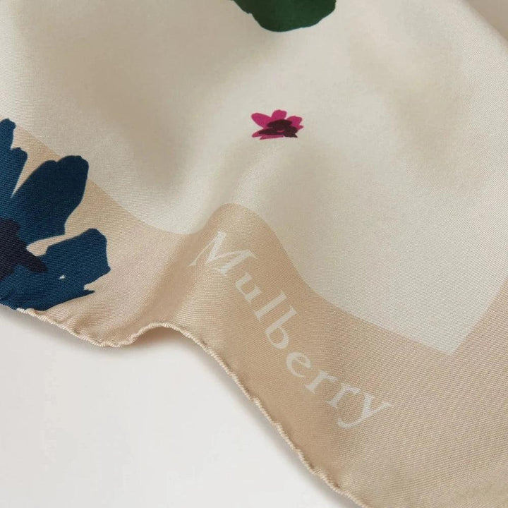 Mulberry Winter-Blumenquadratschal, Seidenschaldetail mit beigem Rand, Blumendruck, Modell VS4829087H712