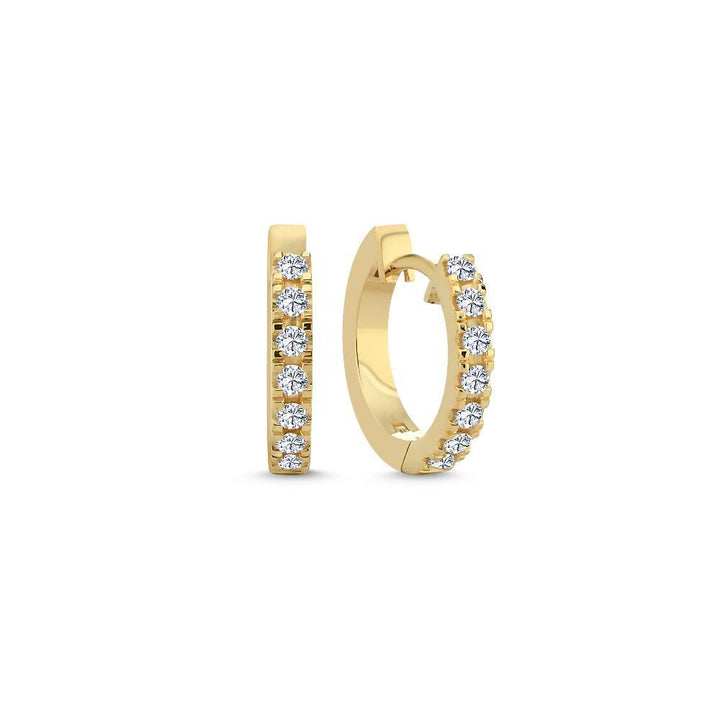 Nuran 14kt Diamant-Creolen 0,28ct WSI 14mm erscheinen als elegante Goldringe mit gefassten Diamanten. Modell o1988-028-rg-1