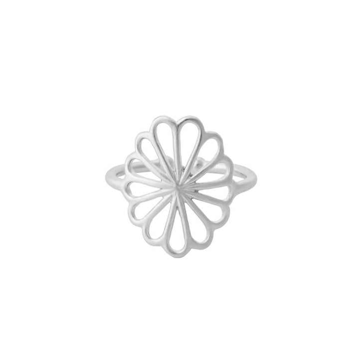 Pernille Corydon Kleiner Bellis-Ring in Silber mit floral inspirierter offener Vorderseite, Modell R-326-S-003-1.