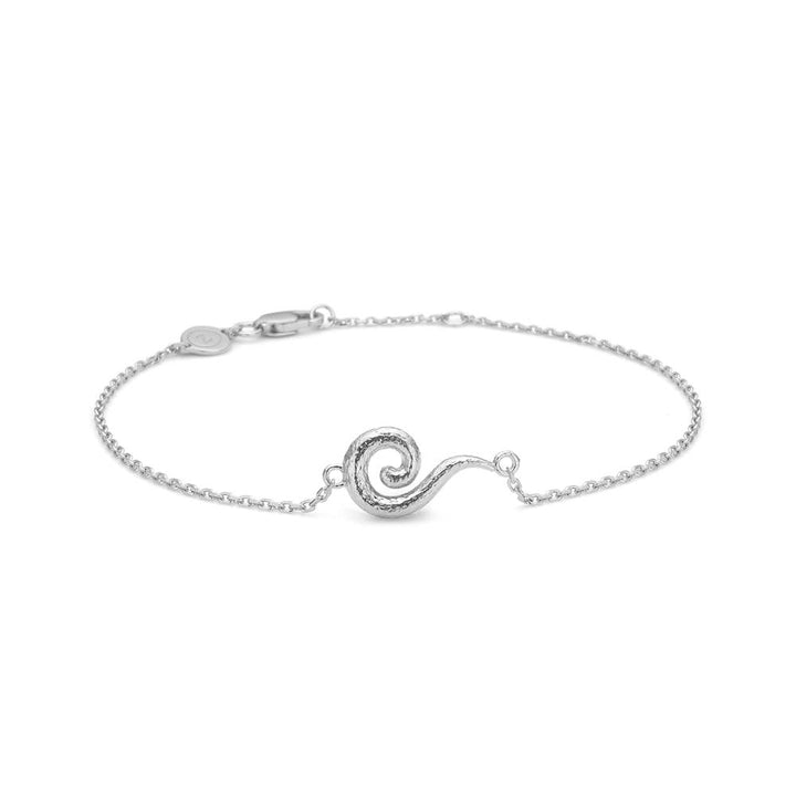 Studio Z Curiosity Silberarmband mit elegantem Spiralanhänger in Silber auf weißem Hintergrund. Modell 7150870-1