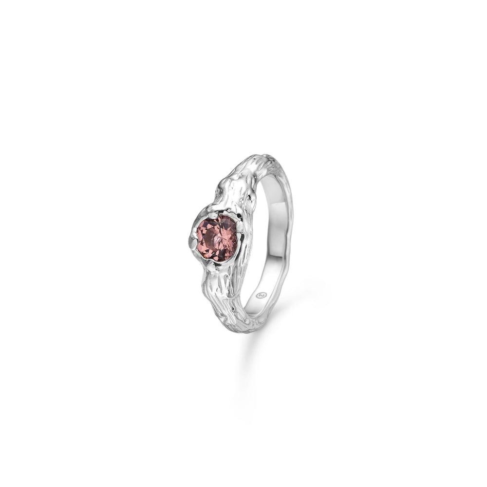 Studio Z Rosy Forest Ring aus Silber mit rosa Stein, organischer Struktur und glänzendem Finish. Modell 7147822-001-1