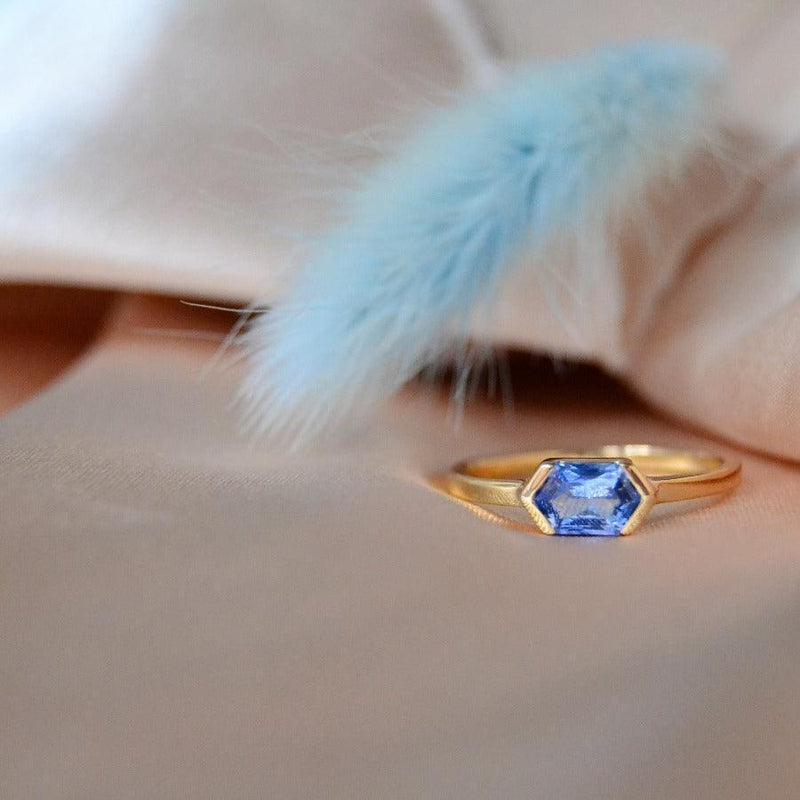 Anpé Atelier Customized Ring Med Blå Safir - Ringe - 27-BlåSafir-001