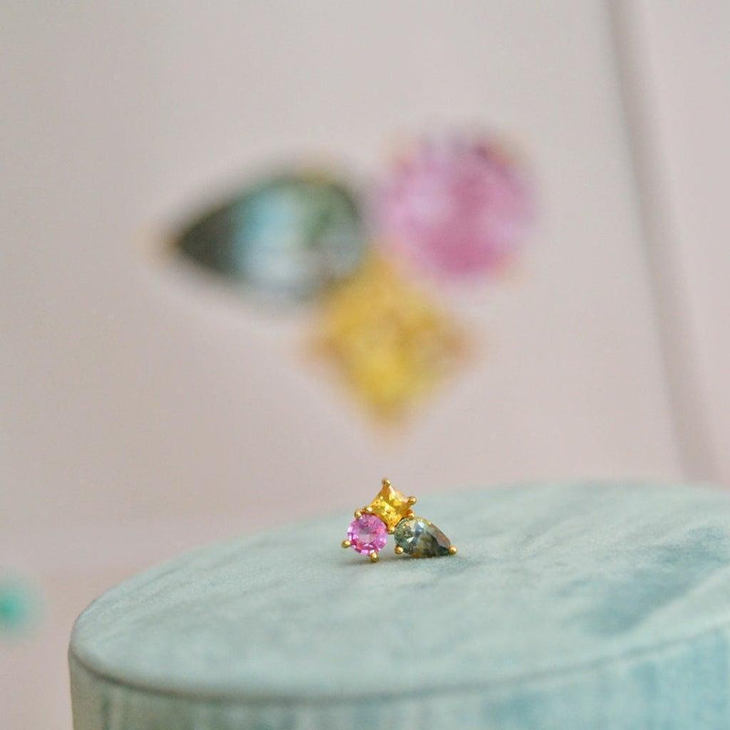 Anpé Atelier Unika Varnaya Ørestik med Safir - Øreringe - 23-Customized