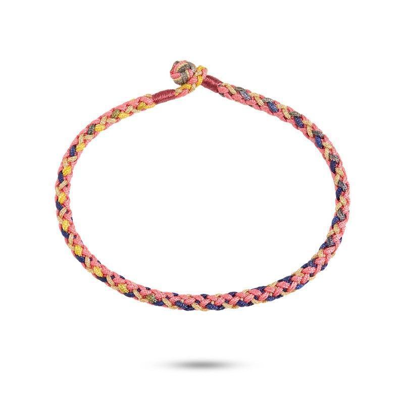 Carre Candy Armband Mix aus geflochtener Kordel mit bunten Farbtönen auf weißem Hintergrund. Modell BB4171-1