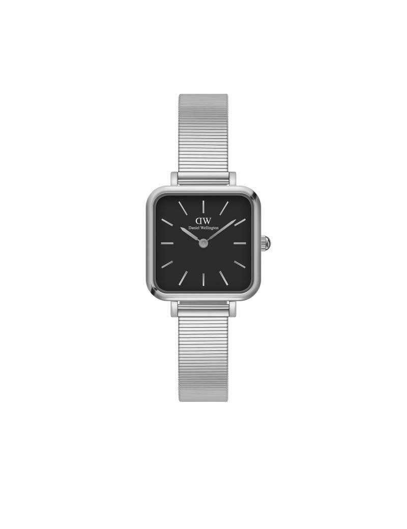 Daniel Wellington Quadro Studio Silver präsentiert eine elegante silberne Uhr mit schwarzem quadratischem Zifferblatt und Mesh-Armband. Modell DW00100522.