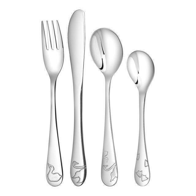 hc-andersen-cutlery-the ugly duckling 4-teiliges Kinderbesteck aus glänzendem Stahl mit Märchenmotiv. Modell 252-7000-1