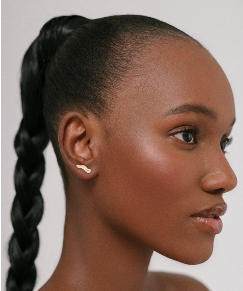 Herieth Paul x Polar Jewelry Utulivu Forgyldt 22kt Ørering - Øreringe - UTU-ST-GD-WZ-00510