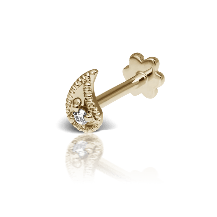 Maria Tash Diamond Paisley Threaded Stud Right in Gold mit einem einzelnen Diamanten, elegantes Detail. Modell XPAISD-YG-W5-R-001-1
