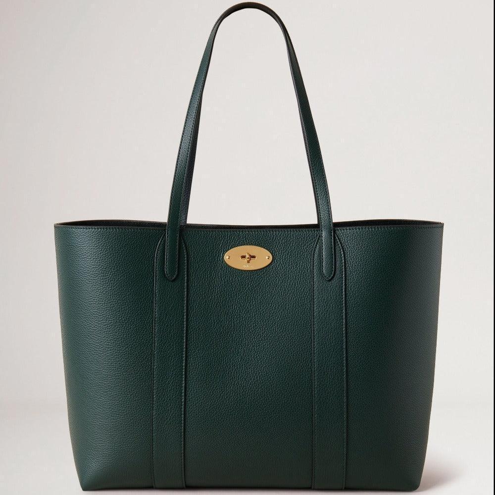 Mulberry Bayswater Kleine Tragetasche mit klassischer Narbung Mulberry Grüne, elegante dunkelgrüne Ledertasche mit goldener Schnalle. Modell HH5727205Q633
