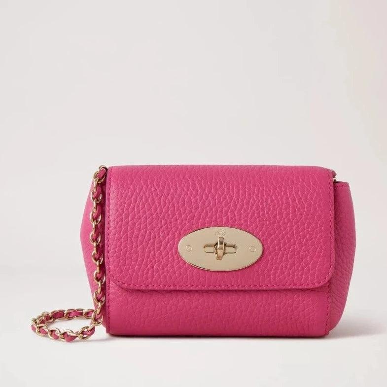 Mulberry Mini Lily mulberry Rosafarbene Clutch aus strukturiertem Leder mit goldenem Kettenriemen. Modell RL7749736J191