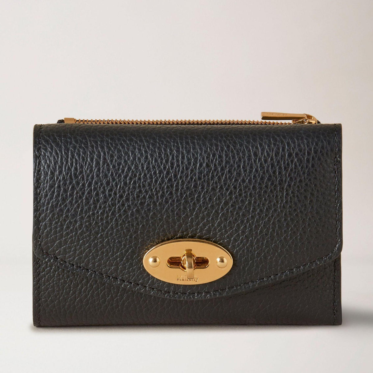 Mulberry Geldbörse Darley Gefaltete Multicard Black aus schwarzem geprägtem Leder mit goldenem Drehverschluss, Modell RL6665205A100