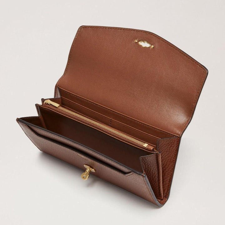 Mulberry Geldbörse Darley Portemonnaie aus Eichenholz, offen und mit großzügigem Innenraum. Modell RL7415552G110