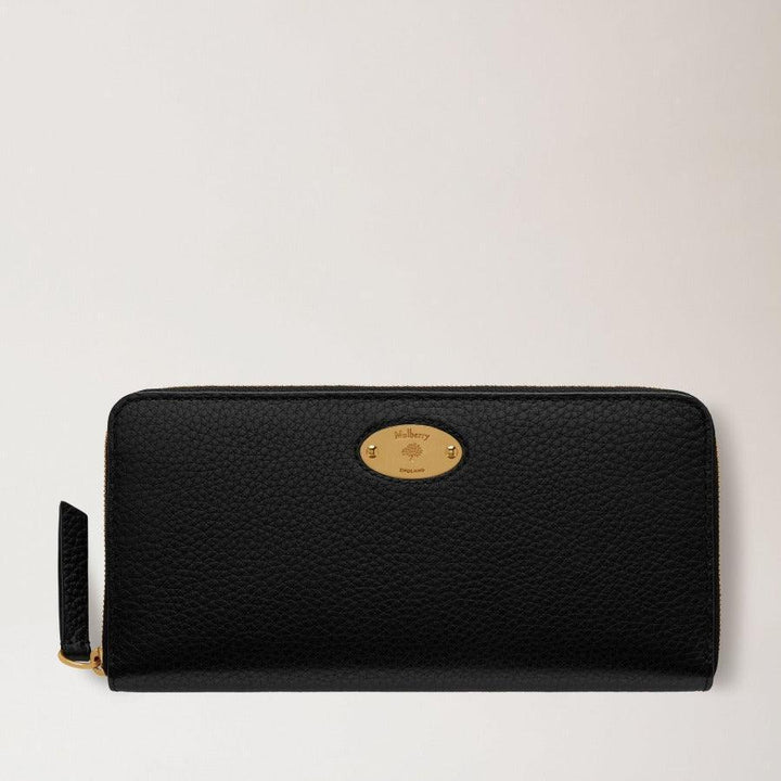 mulberry-pung-plaque-8-card-zip-purse-small-classic-grain-black aus schwarzem Leder mit Goldplatte, Modell RL5676013A100