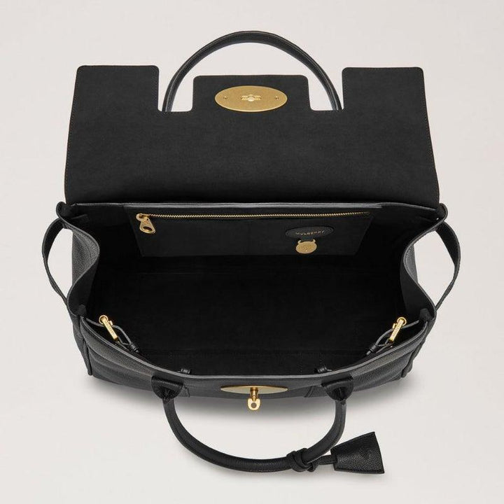 Mulberry Bayswater taske black classic grain, åben foroven, viser rummeligt indvendigt design