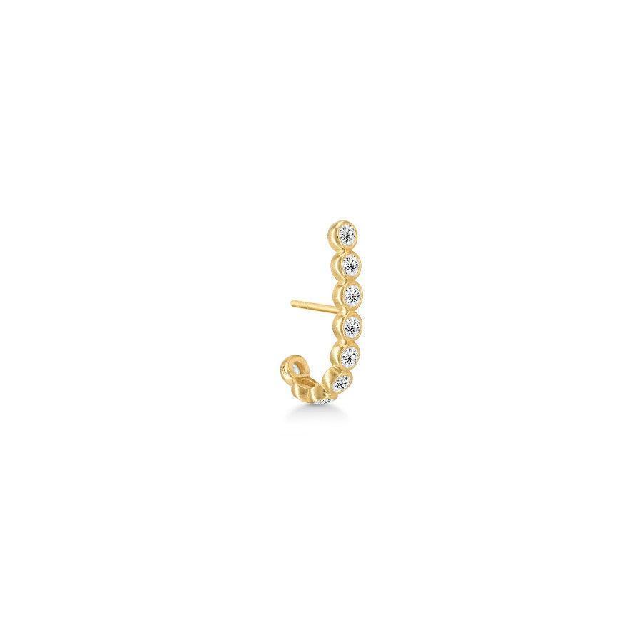 Polar Jewelry – Der Hierophant – vergoldeter Einzelohrring mit neun klaren Steinen auf weißem Hintergrund. Modell thi-st-gd-wz-00240-1