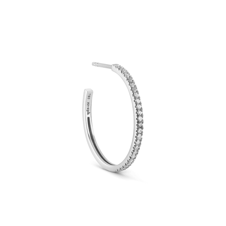 ro copenhagen 18kt Rock Classic Diamond Creole Weißgold zeigt elegante Creole in Weißgold mit kleinen Diamanten im Brillantschliff. Modell 119261-1